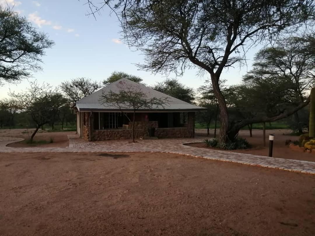 Khan River Lodge Wilhelmstal Exterior photo